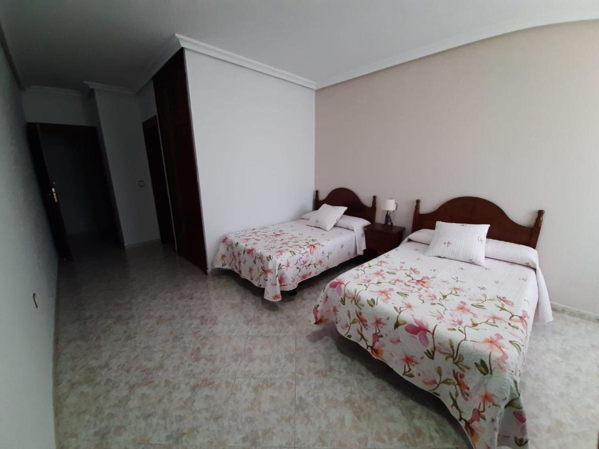 Abadía Hostal Restaurante El Abad מראה חיצוני תמונה