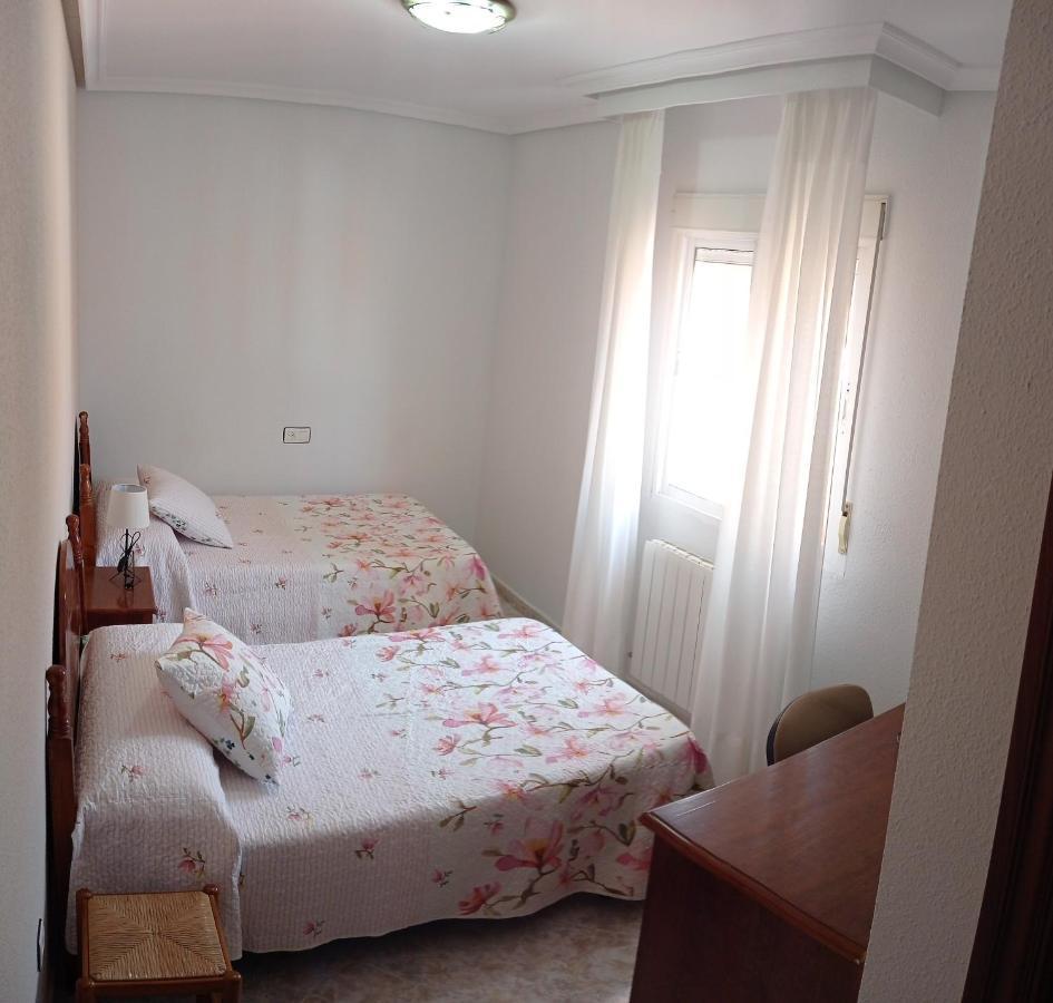 Abadía Hostal Restaurante El Abad מראה חיצוני תמונה