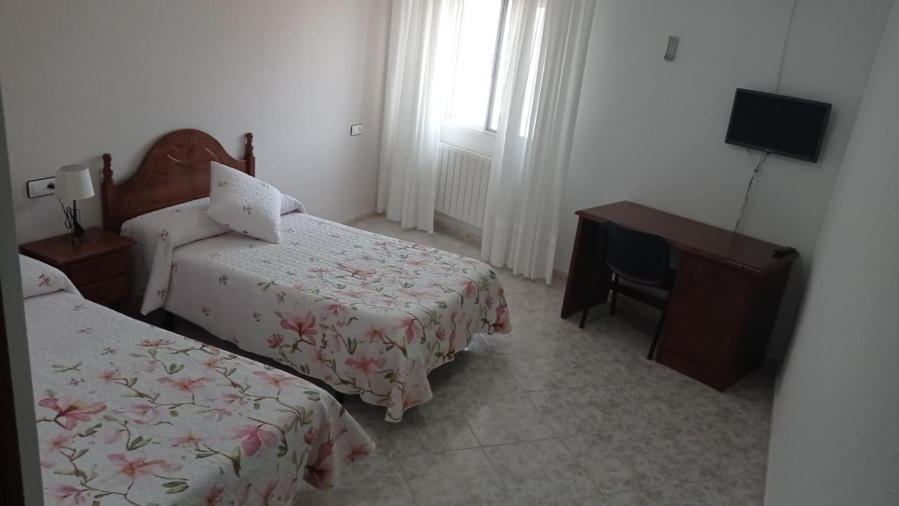 Abadía Hostal Restaurante El Abad מראה חיצוני תמונה