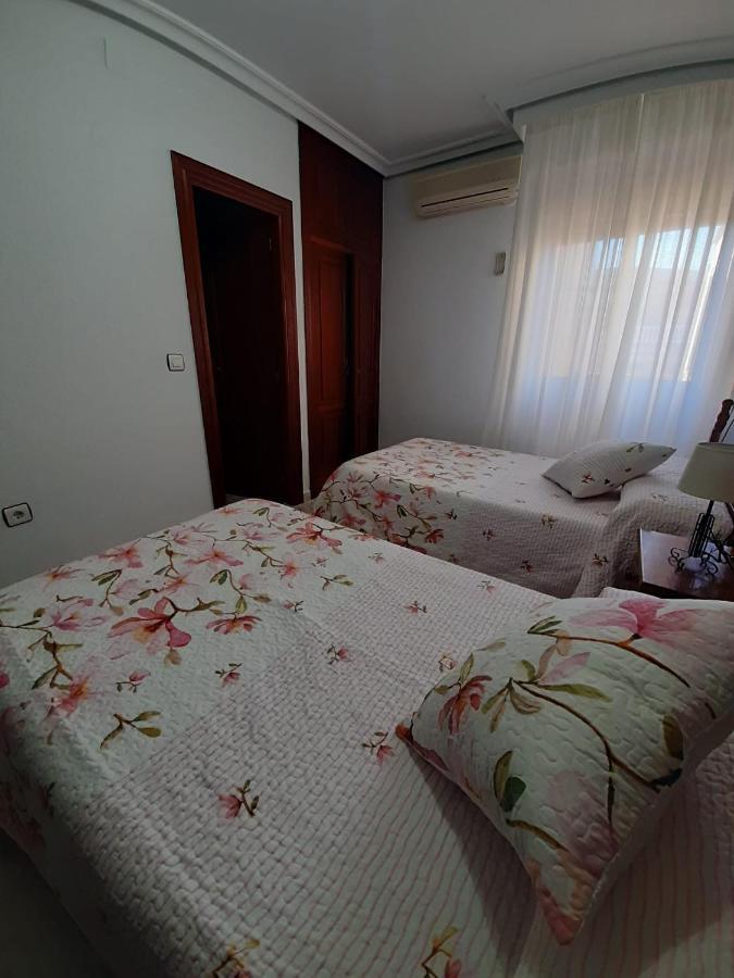 Abadía Hostal Restaurante El Abad מראה חיצוני תמונה