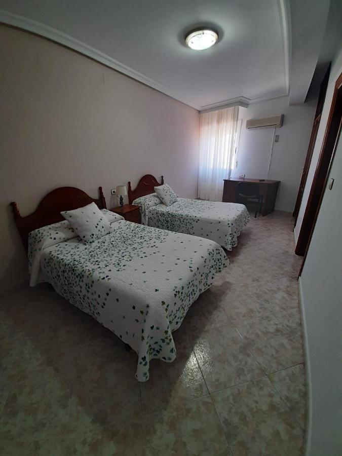 Abadía Hostal Restaurante El Abad מראה חיצוני תמונה
