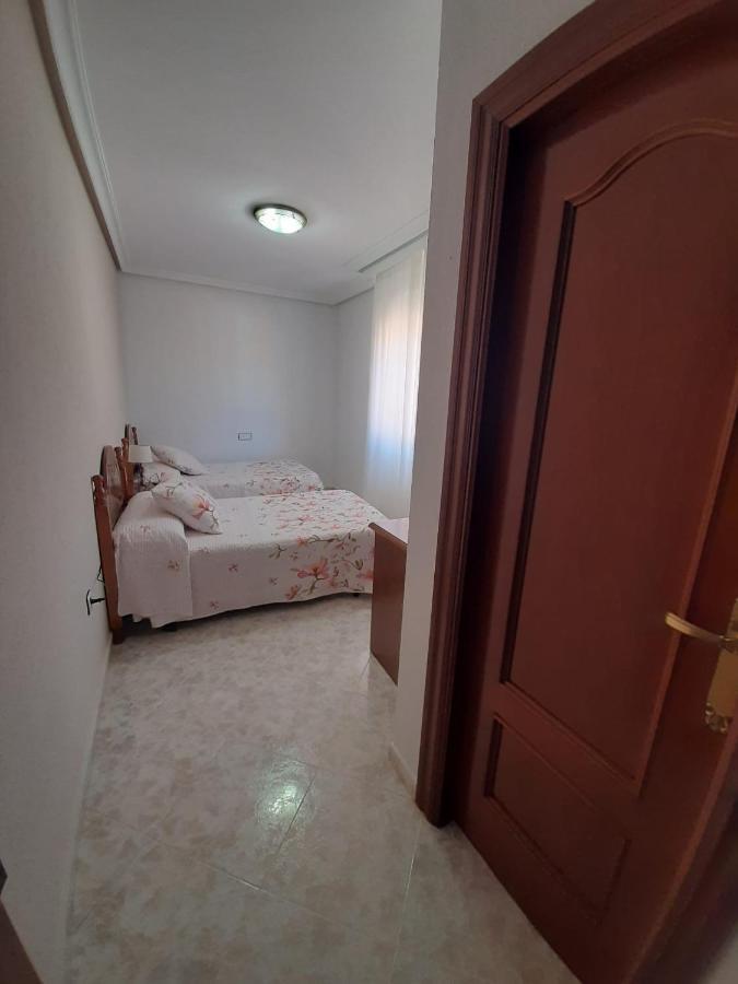 Abadía Hostal Restaurante El Abad מראה חיצוני תמונה